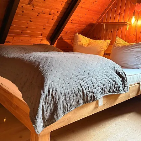 Hébergement de vacances Familienfreundliches Nordsee-nurdach-ferienhaus